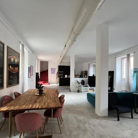 La Casa Di Wayne Villa Cologno Monzese Bagian luar foto