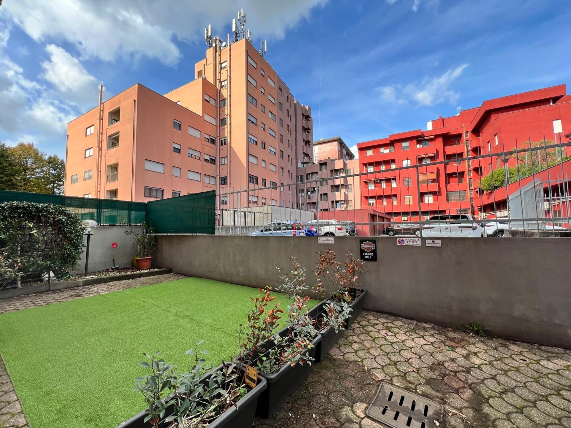 La Casa Di Wayne Villa Cologno Monzese Bagian luar foto